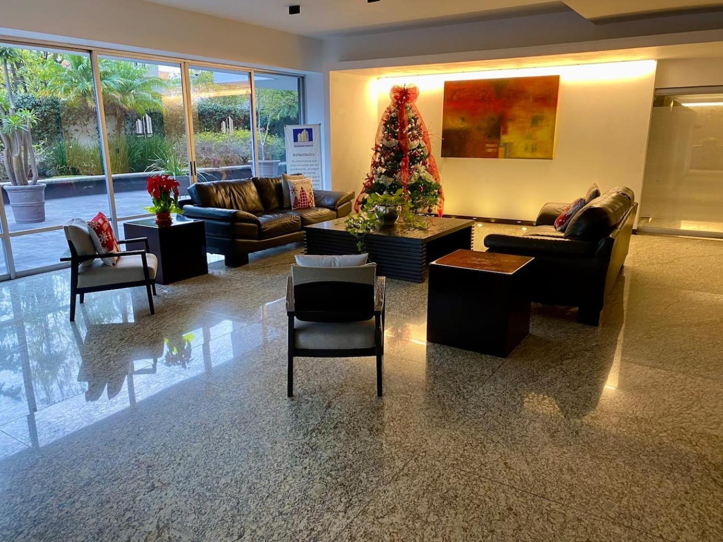 شقة Penthouse Espectacular Vista Cd A.C. Wifi 300Mbps غوادالاجارا المظهر الخارجي الصورة